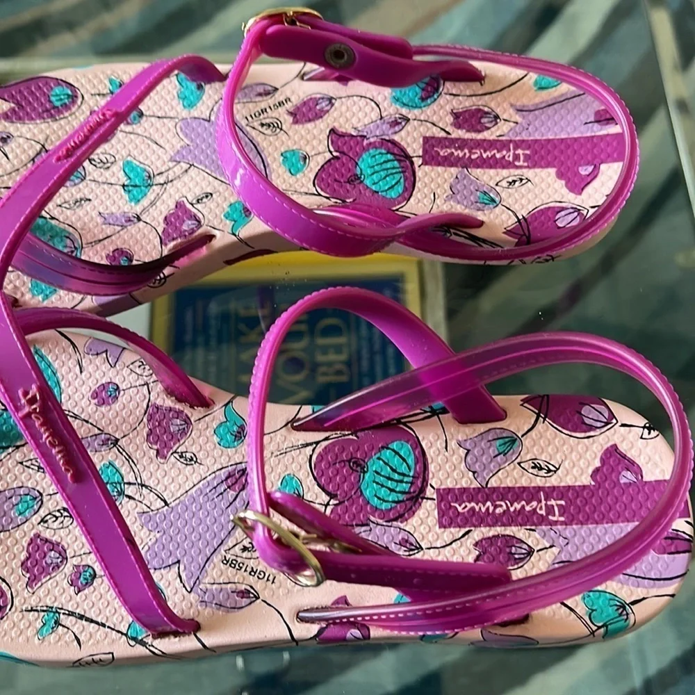 Ipanema girl sandals 💕
